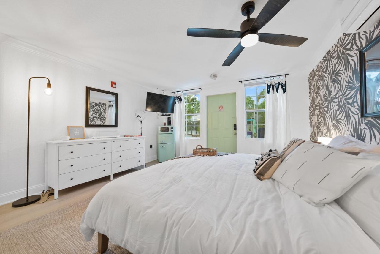 Las Olas Guest House Fort Lauderdale Oda fotoğraf